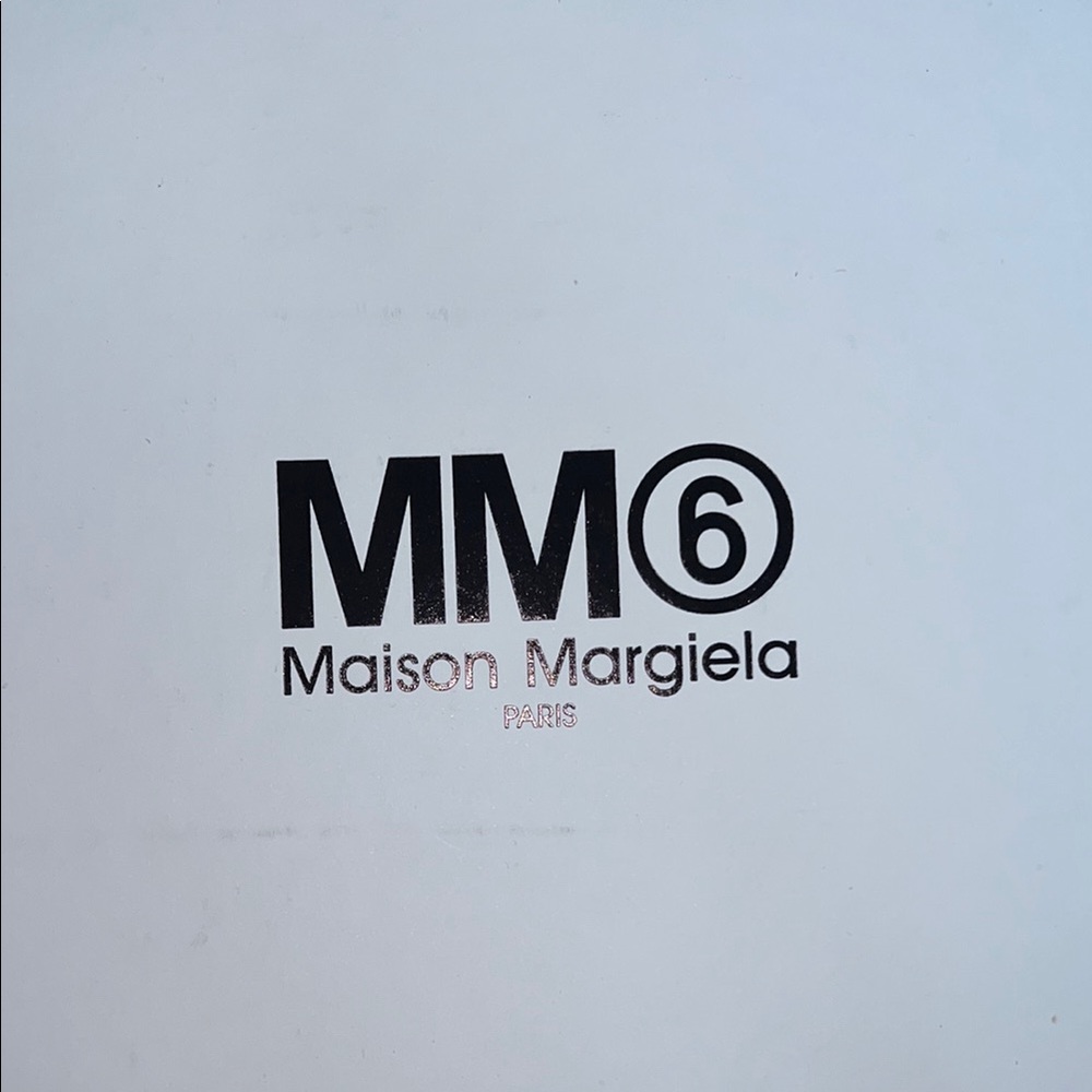 MM6 Maison Martin Margiela Logo